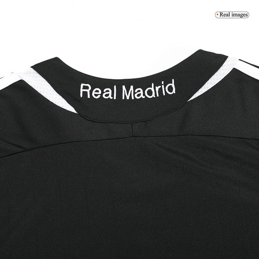 RAUL #7 Real Madrid Bortatröja 2006/07 Retro Tröja
Svart-1