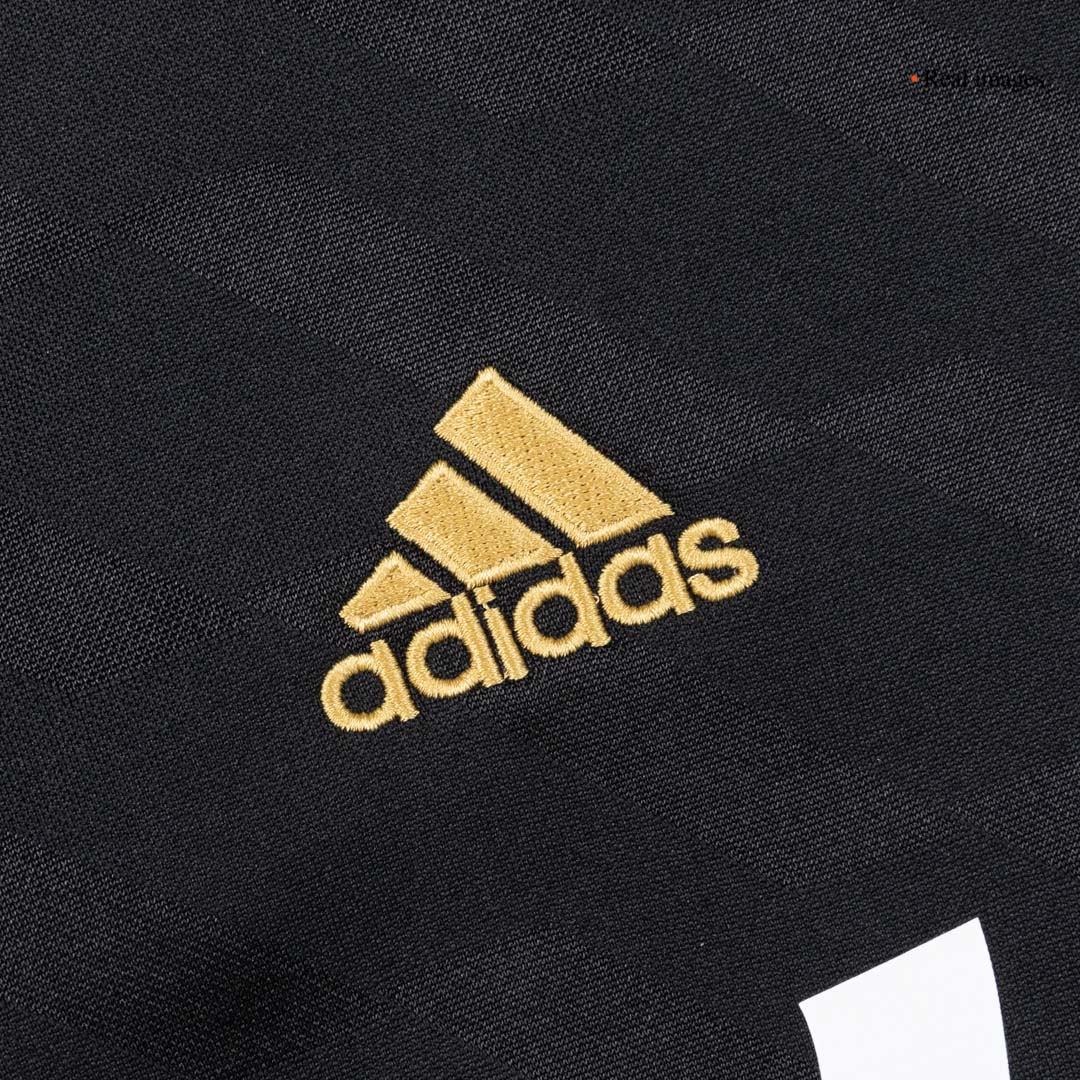 Real Madrid Bortatröja 2011/12 Retro Tröja
 Svart-7