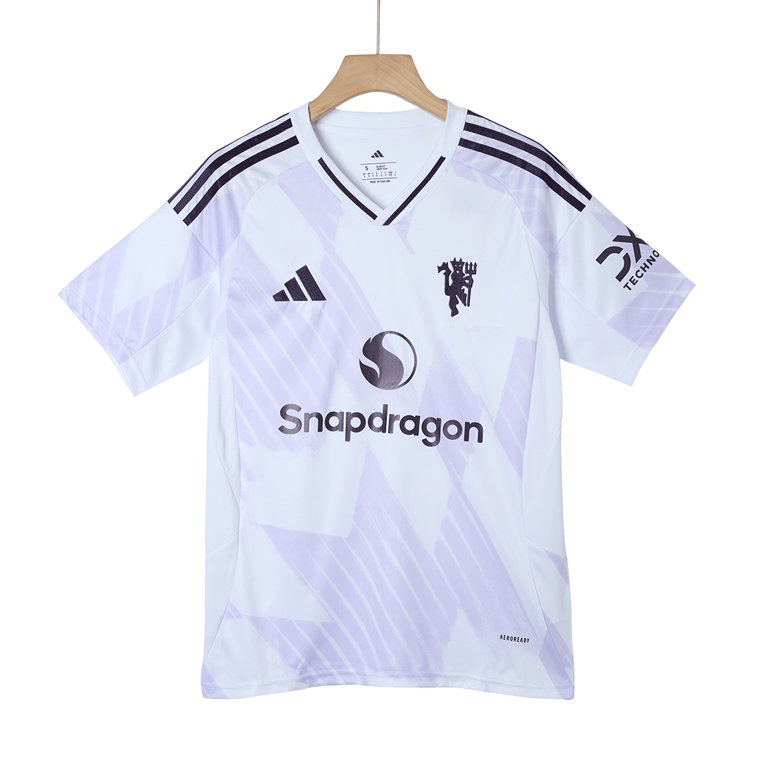 Manchester United Tröja B.FERNANDES #8 2025/26 Borta Vit-9