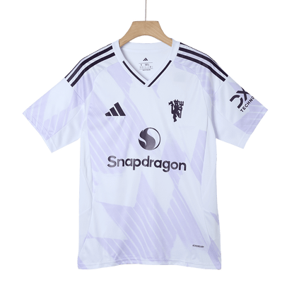 Manchester United Tröja B.FERNANDES #8 2025/26 Borta Vit-9