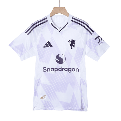 Manchester United Tröja B.FERNANDES #8 2025/26 Borta Vit-10