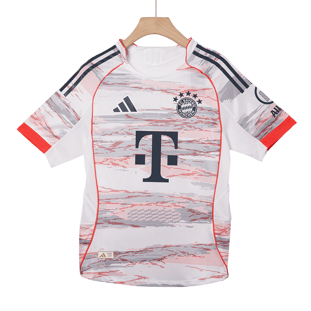 Bayern Munich Tröja UPAMECANO #2 2025/26 Borta Vit