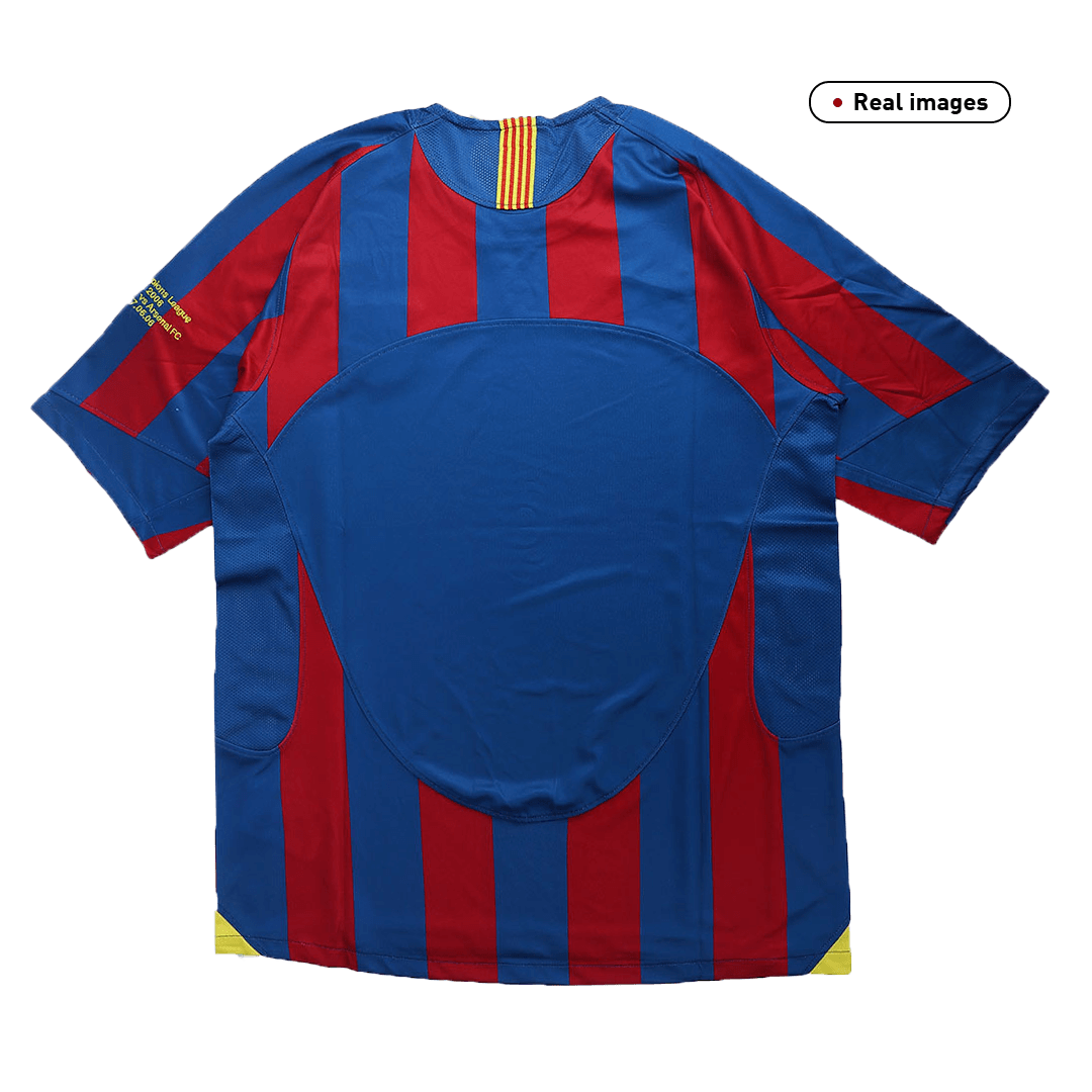Barcelona Hemmatröja 2005/06 Retro Tröja
 Röd & Blå - UCL