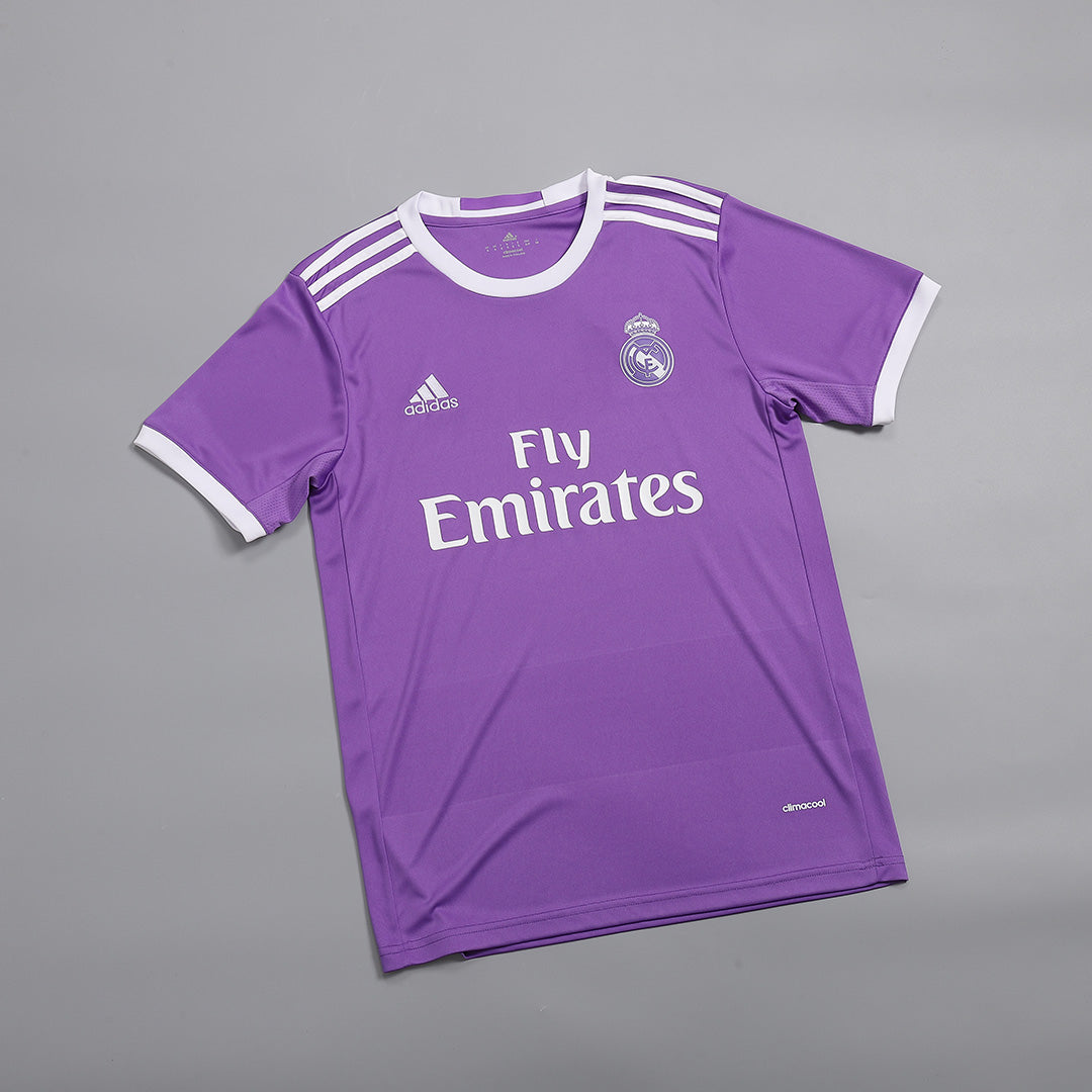 Real Madrid Bortatröja 2016/17 Retro Tröja
 Lila